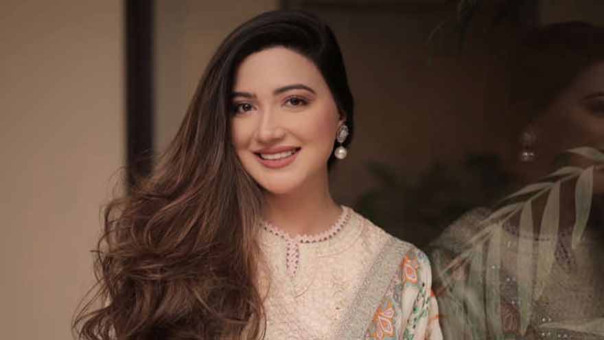 Actor Aymen Saleem Enters Politics, Joins Pakistan Peoples Party