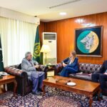 British High Commissioner Meets Deputy Prime Minister Ishaq Dar