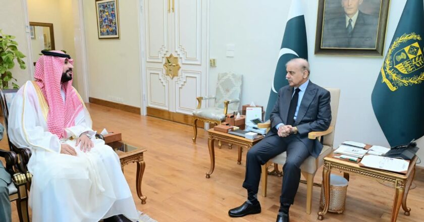 وزیراعظم کا پاک سعودی تعلقات مزید مضبوط بنانے، سعودی خودمختاری اور سلامتی کے تحفظ کے عزم کا اعادہ