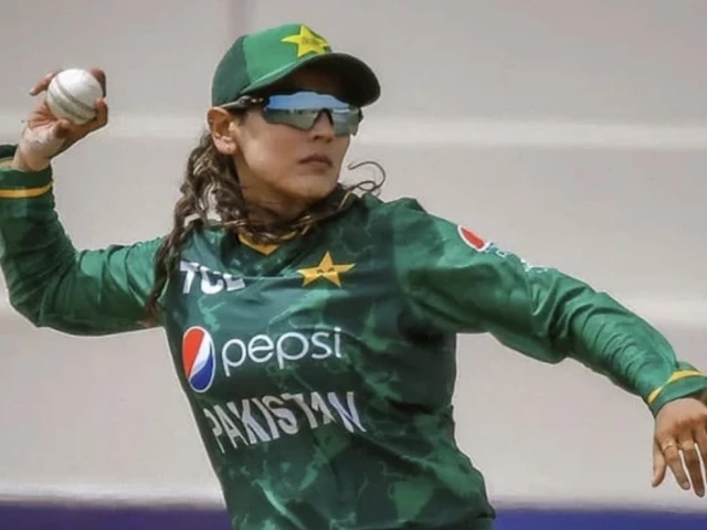Kainat Imtiaz Announces Retirement from International Cricket